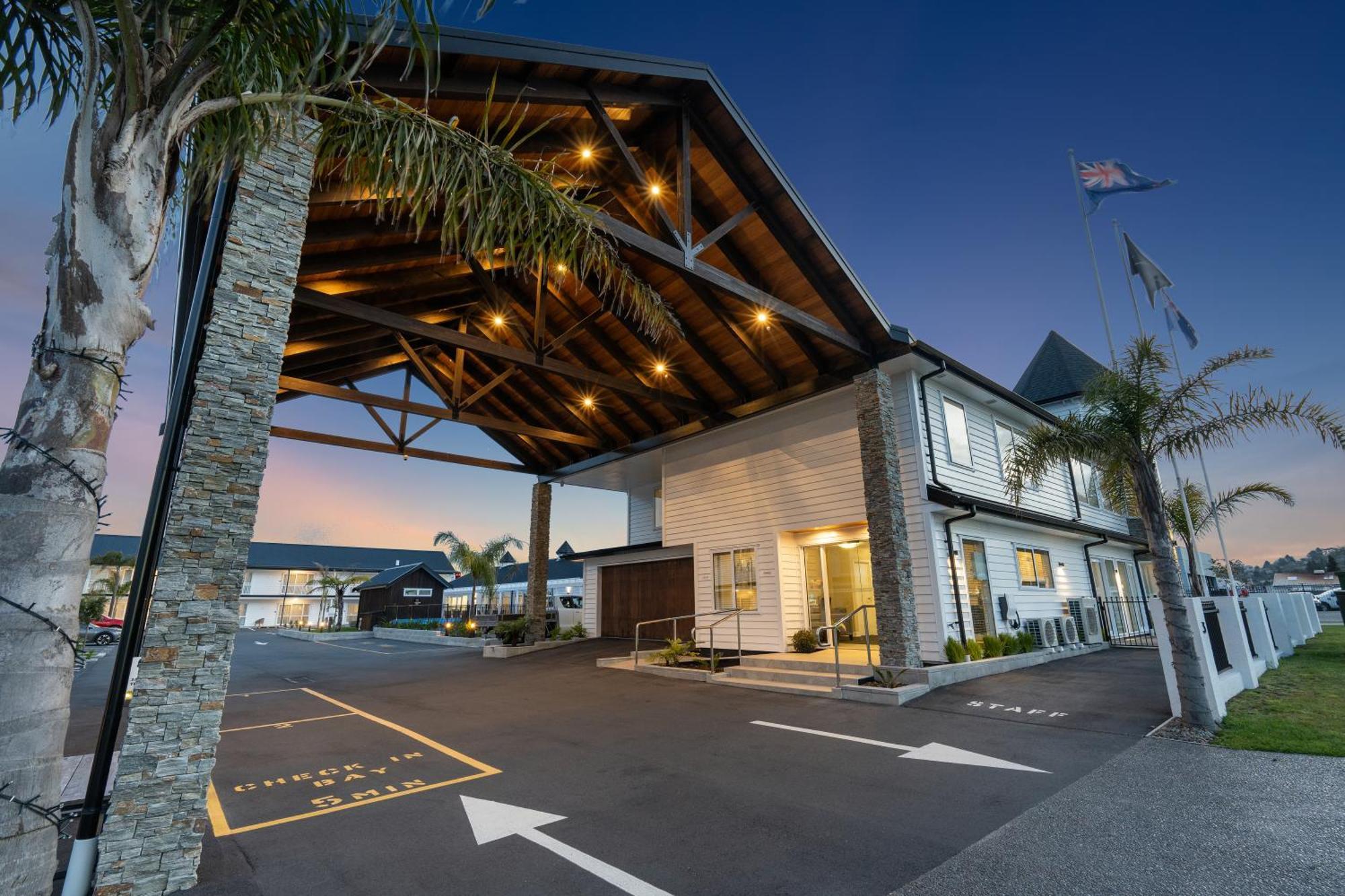 Newina Rotorua Hotell Exteriör bild