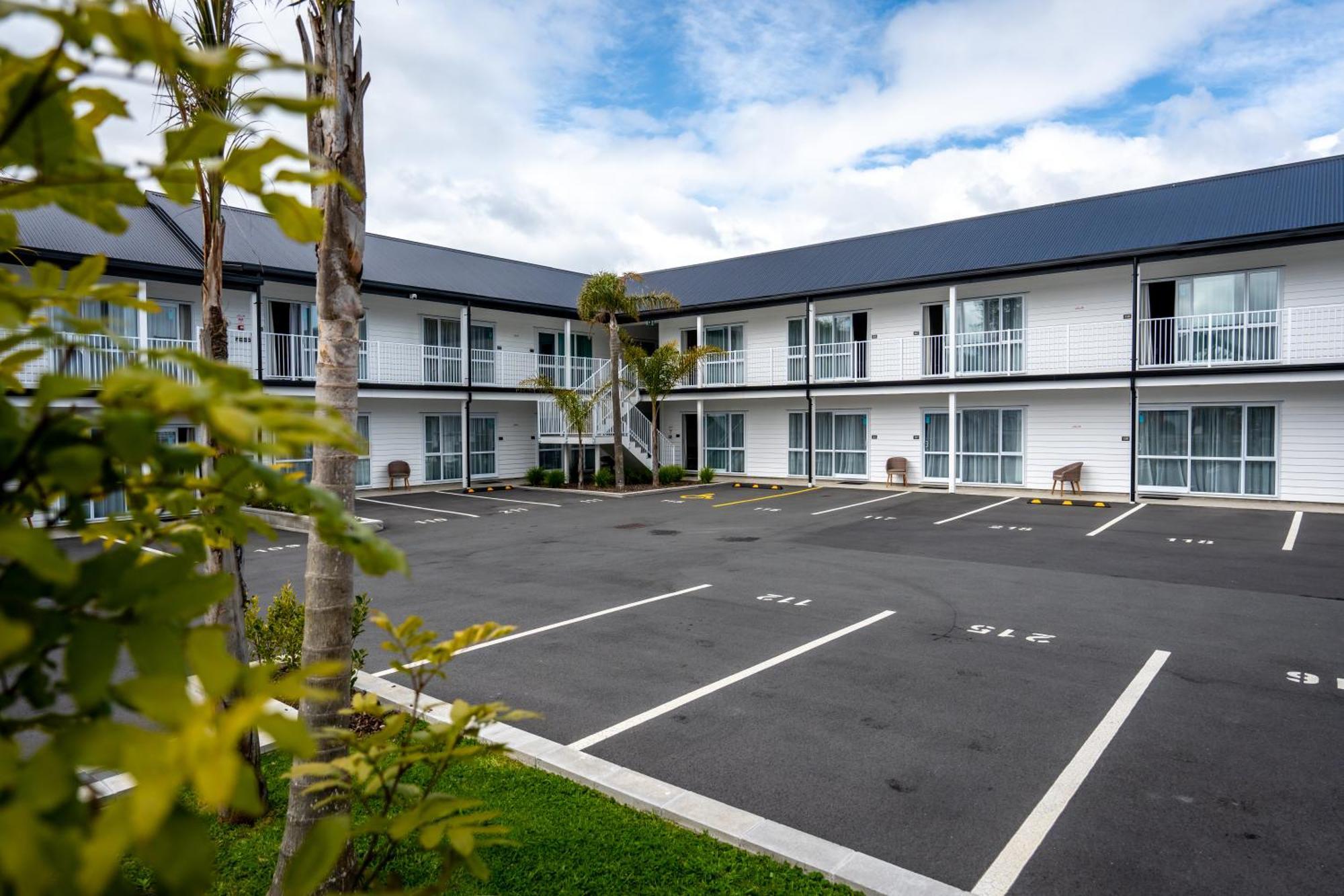 Newina Rotorua Hotell Exteriör bild
